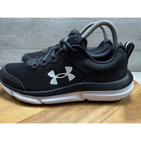 Wmns Under Armor Charged Assert 10 Black Athletic Shoe / 3026180 001 / Sz 7 - Picture 2 of 9
